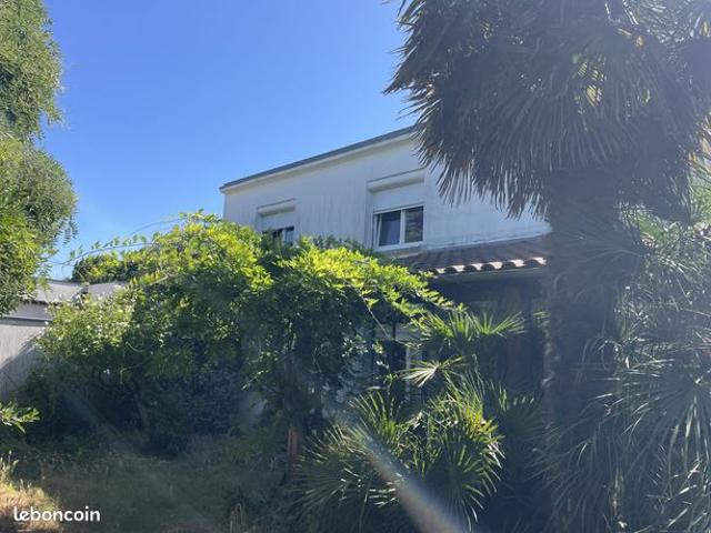 Maison 6 pièces 160 m²