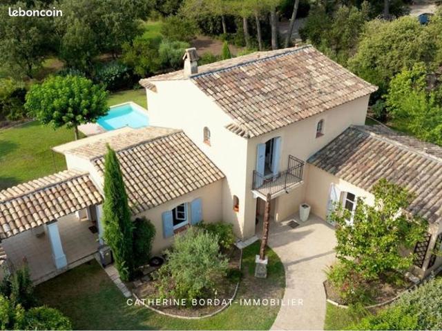Maison 6 pièces 160 m²