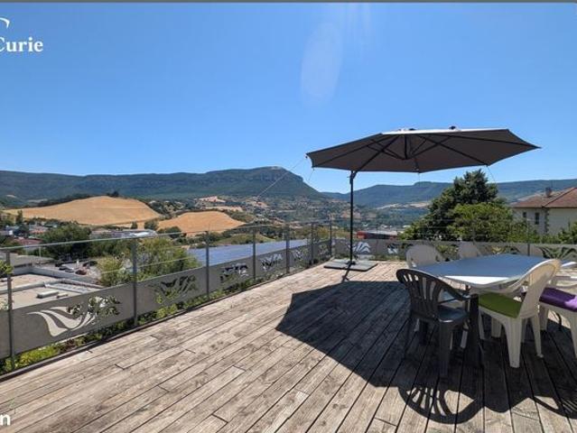 Maison 6 pièces 160 m²