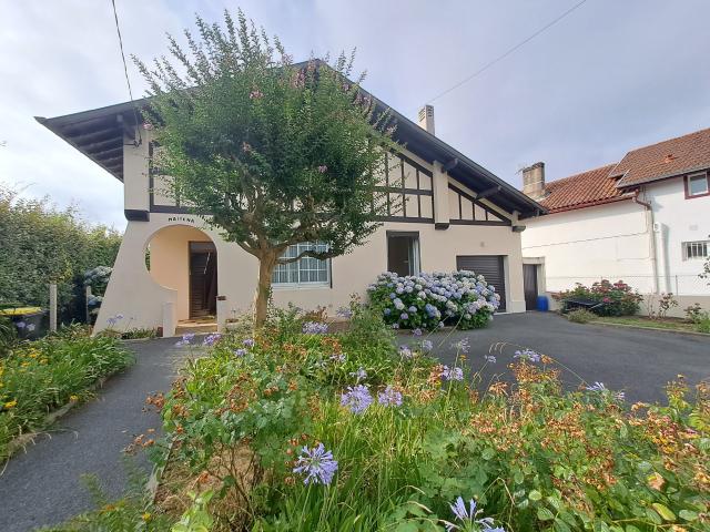 Maison 6 pièces 160 m²