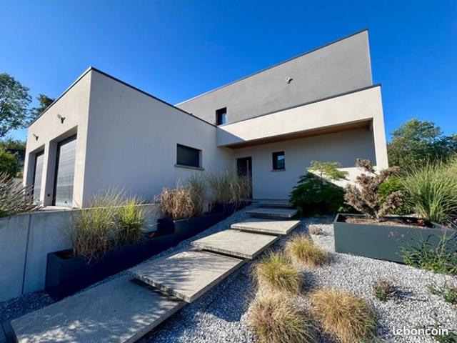 Maison 6 pièces 160 m²