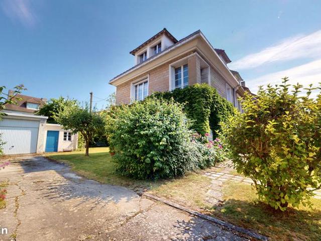 Maison 6 pièces 160 m²