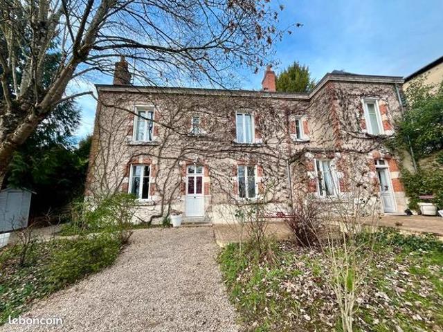 Maison 6 pièces 160 m²