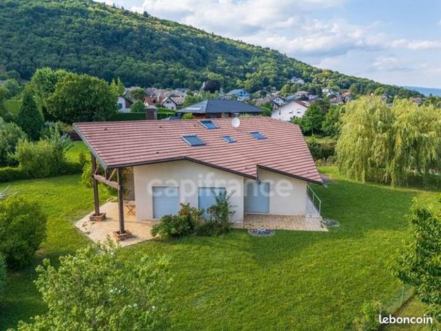 Maison 6 pièces 160 m²