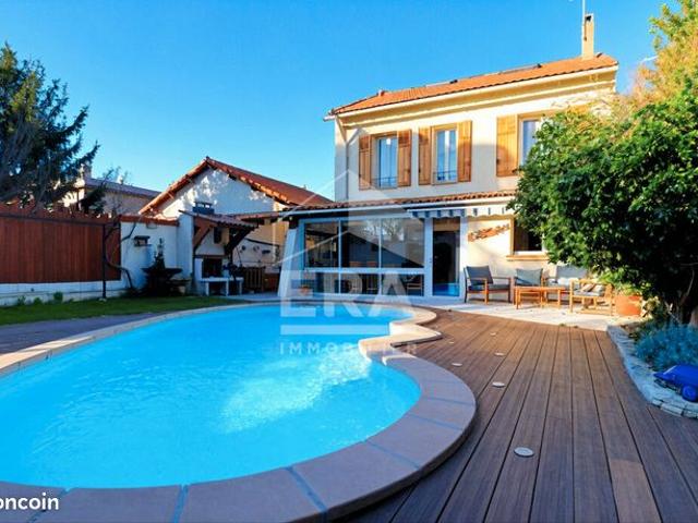 Maison 6 pièces 160 m²