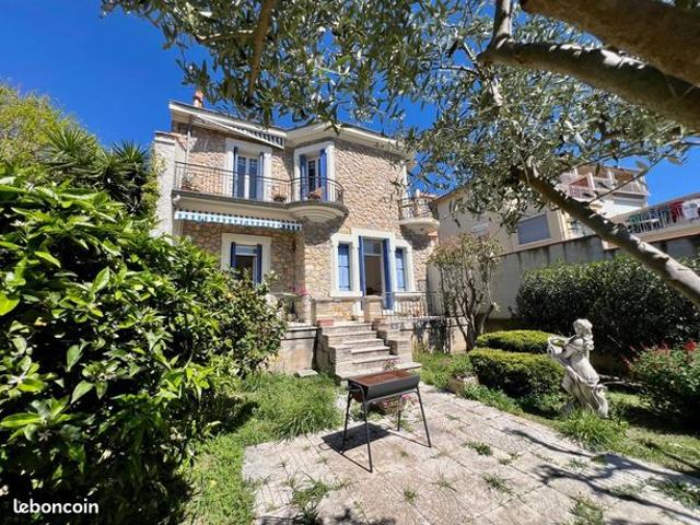 Maison 6 pièces 160 m²