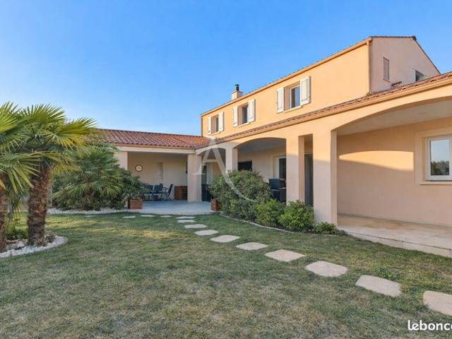 Maison 6 pièces 160 m²