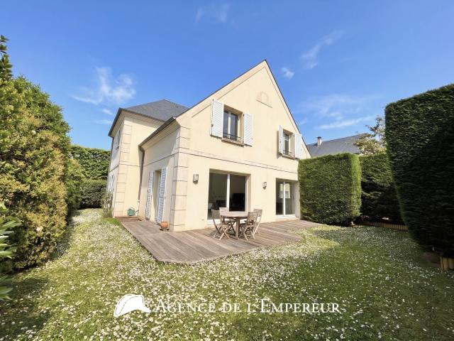 Maison 6 pièces 160 m²