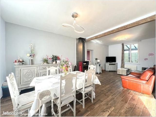 Maison 6 pièces 160 m²
