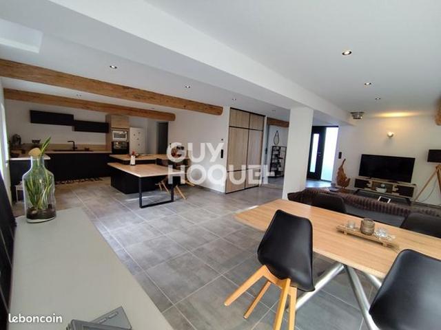 Maison 6 pièces 160 m²