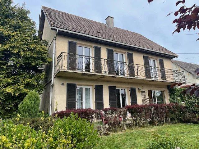 Maison 6 pièces 160 m²