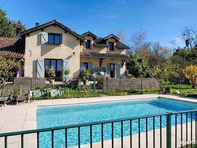Maison 6 pièces 160 m²