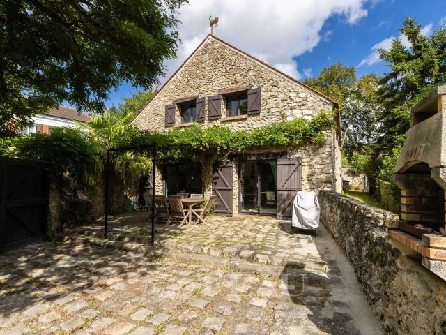 Maison 6 pièces 160 m²