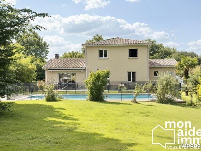 Maison 6 pièces 160 m²