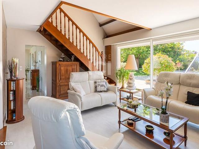 Maison 6 pièces 160 m²