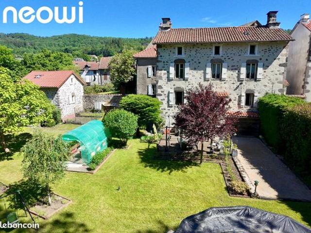 Maison 6 pièces 166 m²