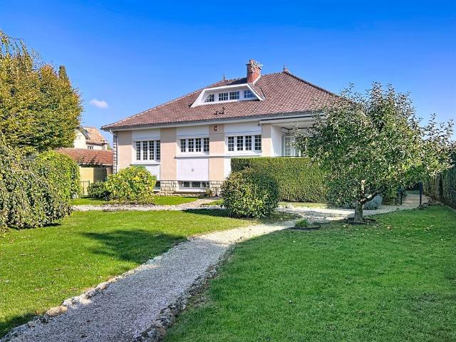 Maison 6 pièces 160 m²