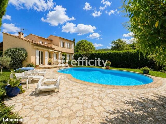 Maison 6 pièces 160 m²
