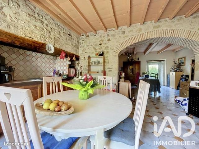 Maison 6 pièces 160 m²
