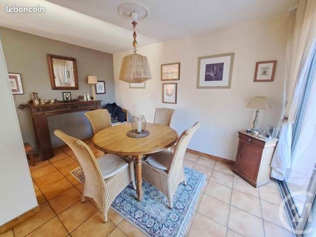 Maison 6 pièces 160 m²