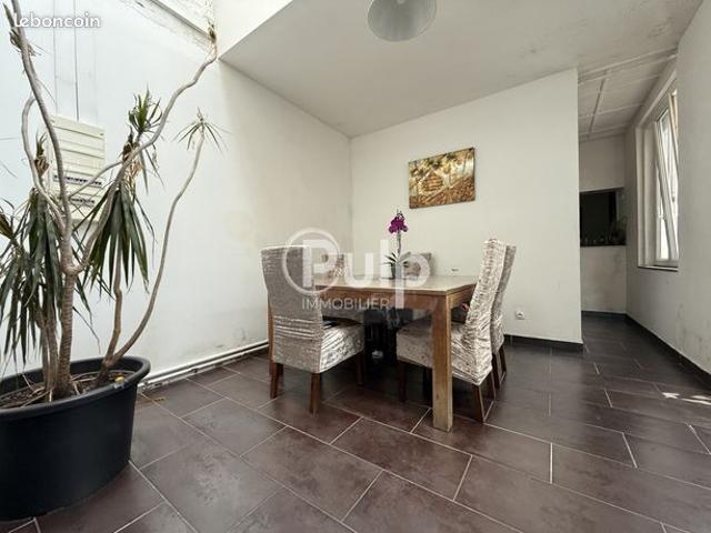 Maison 6 pièces 160 m²