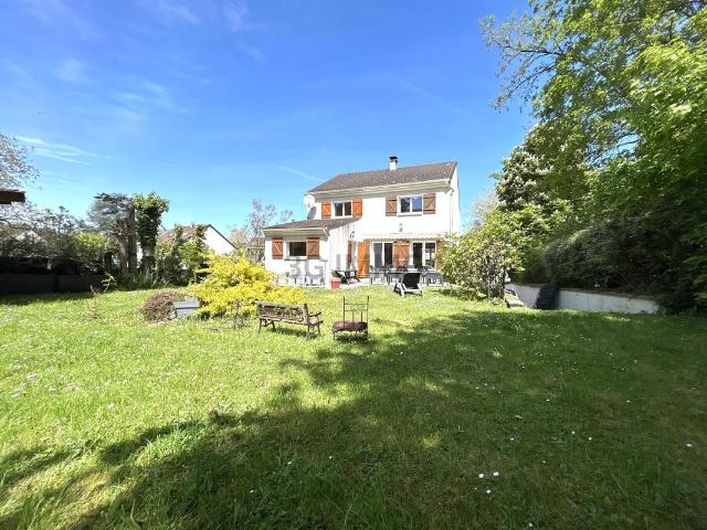 Maison 6 pièces 160 m²