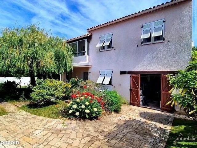 Maison 6 pièces 160 m²