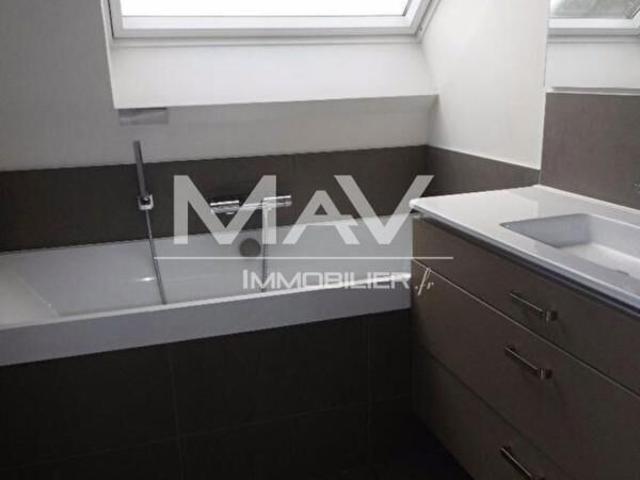 Maison 6 pièces, 160 m² à louer à Mouvaux 59420