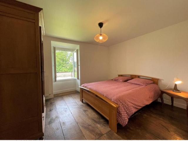 Maison 6 pièces, 160 m² à louer à Saint Jean le Vieux 64220