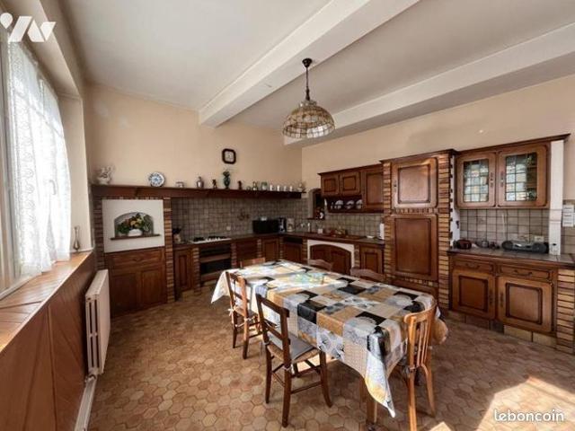 Maison 6 pièces 161 m²
