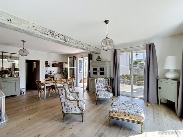 Maison 6 pièces 161 m²