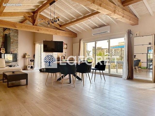Maison 6 pièces 161 m²