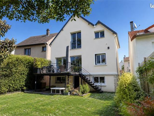 Maison 6 pièces 161 m²