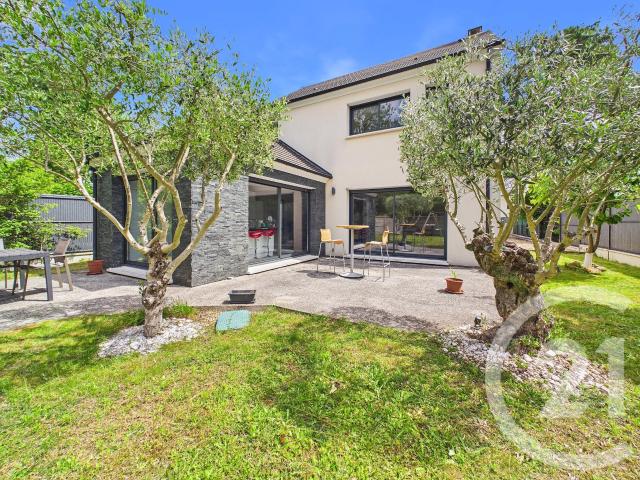 Maison 6 pièces 161 m²