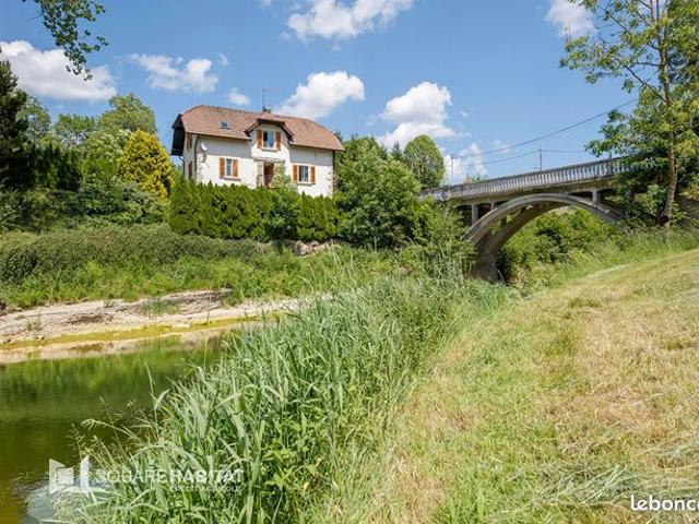 Maison 6 pièces 161 m²
