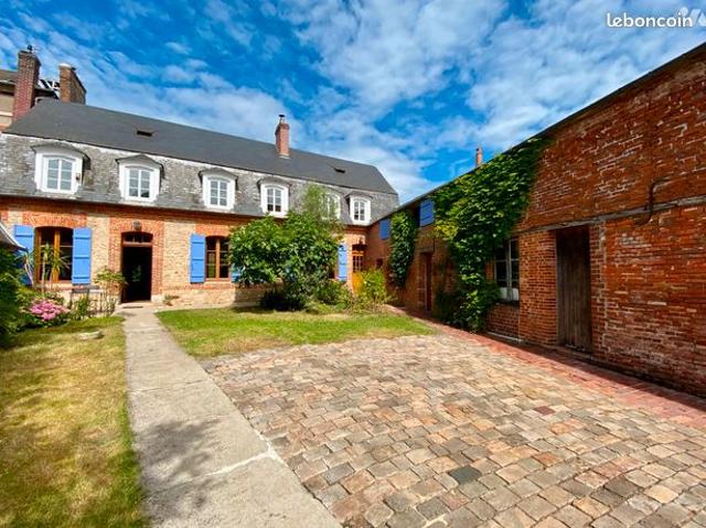 Maison 6 pièces 161 m²