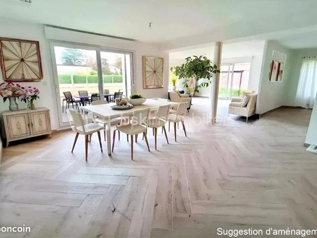 Maison 6 pièces 161 m²