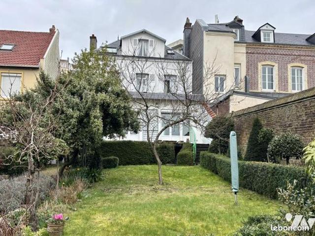 Maison 6 pièces 161 m²