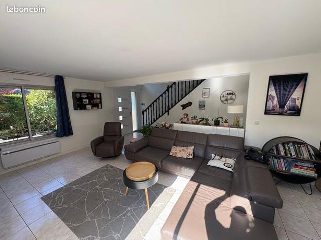 Maison 6 pièces 161 m²