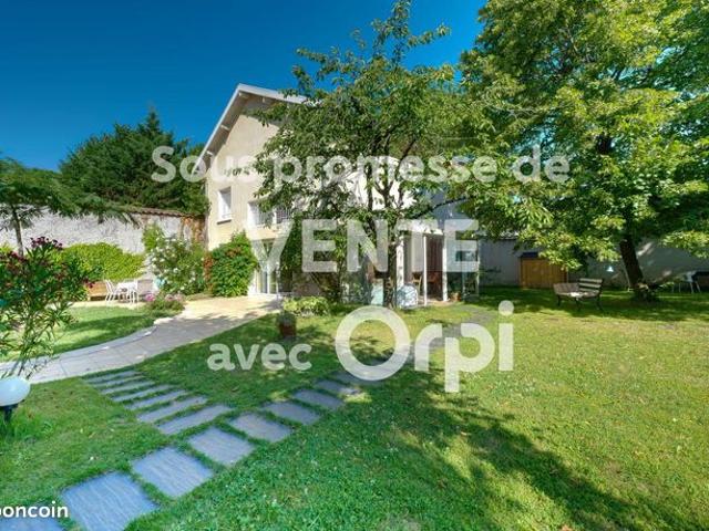 Maison 6 pièces 161 m²