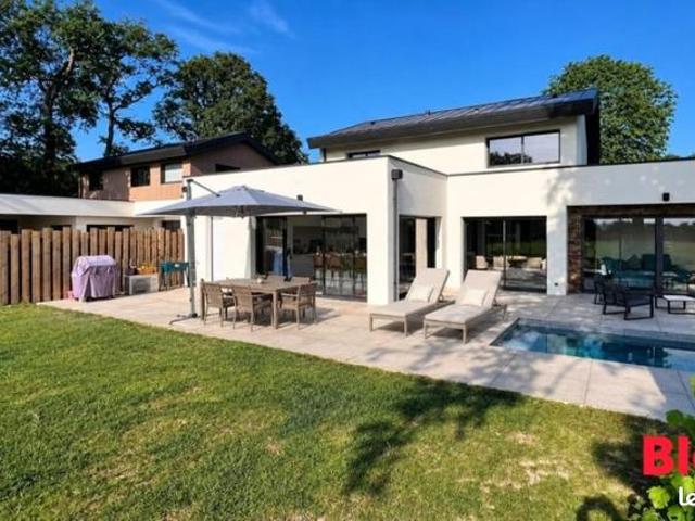 Maison 6 pièces 161 m²