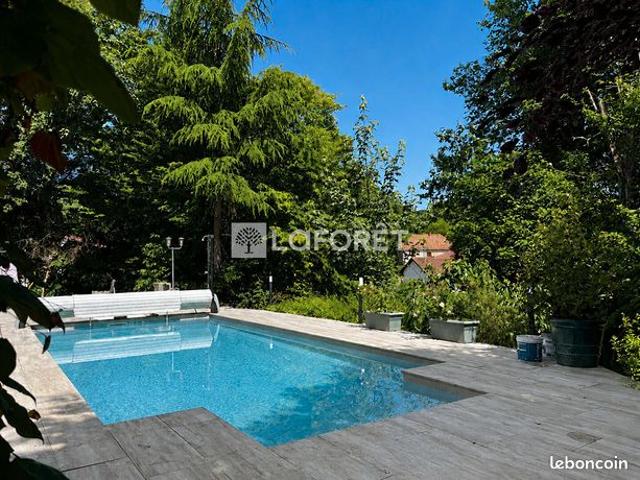 Maison 6 pièces 161 m²