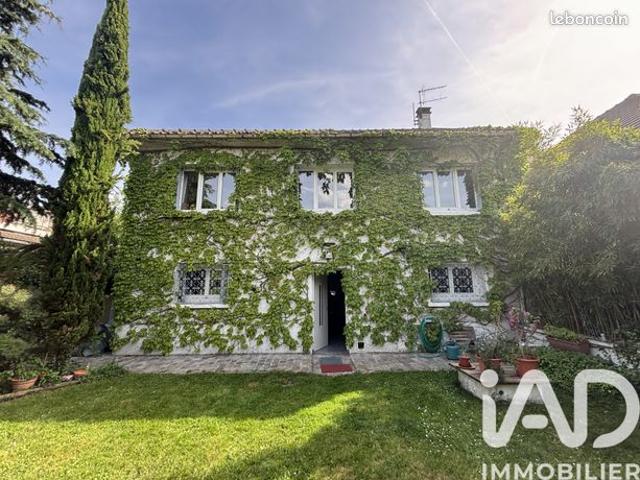 Maison 6 pièces 161 m²