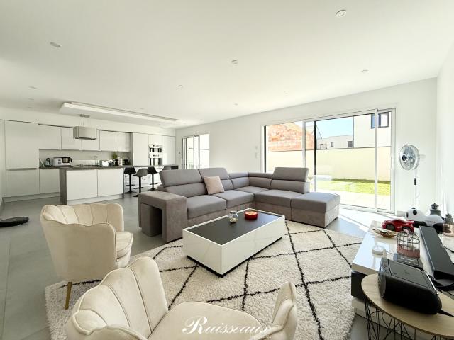 Maison 6 pièces 161 m²