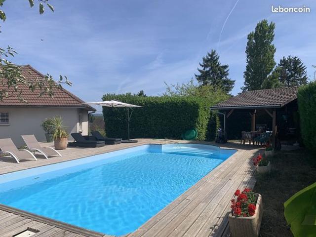 Maison 6 pièces 161 m²