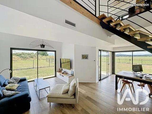 Maison 6 pièces 161 m²