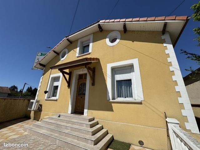 Maison 6 pièces 161 m²