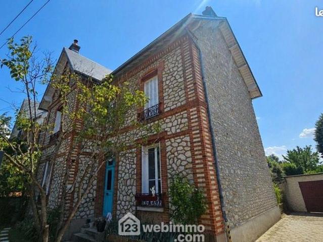Maison 6 pièces 161 m²