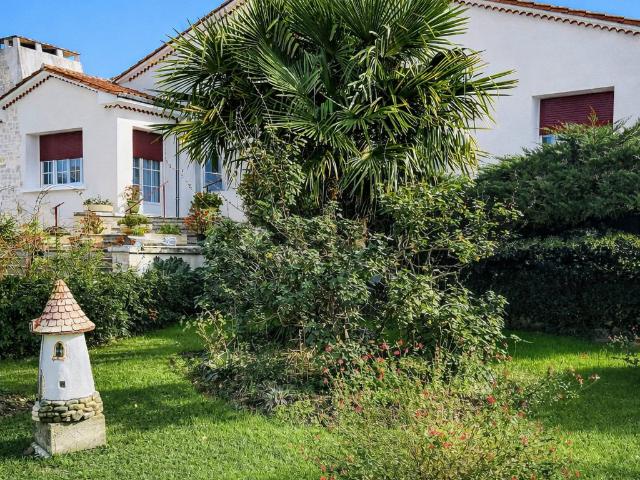 Maison 6 pièces 161 m²