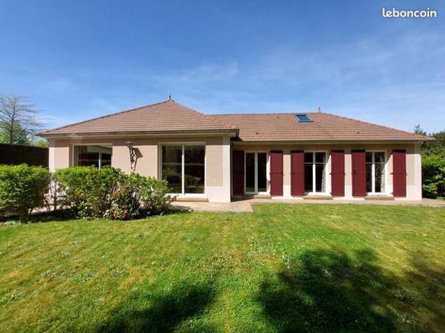 Maison 6 pièces 161 m²